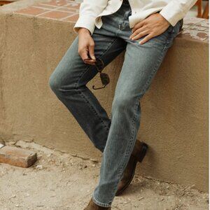 Huckberry Flint and Tinder 33x30 Straight Fit Jeans - Everyday Stretch Denim